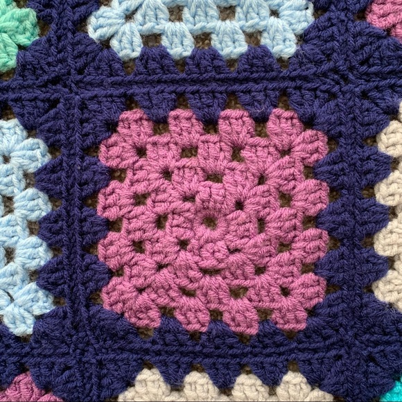Granny Square Afghan Throw Blanket - Picture 4 of 12